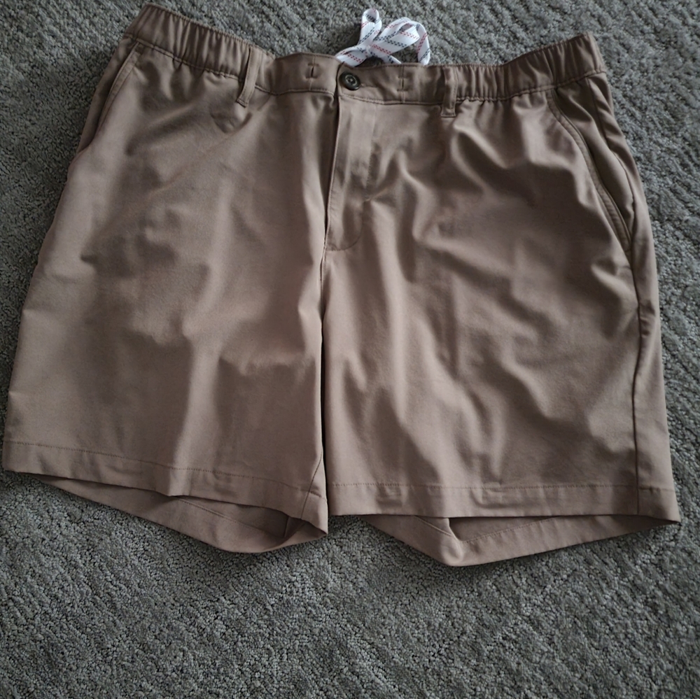 Chubbies Everywear lined xl mens shorts